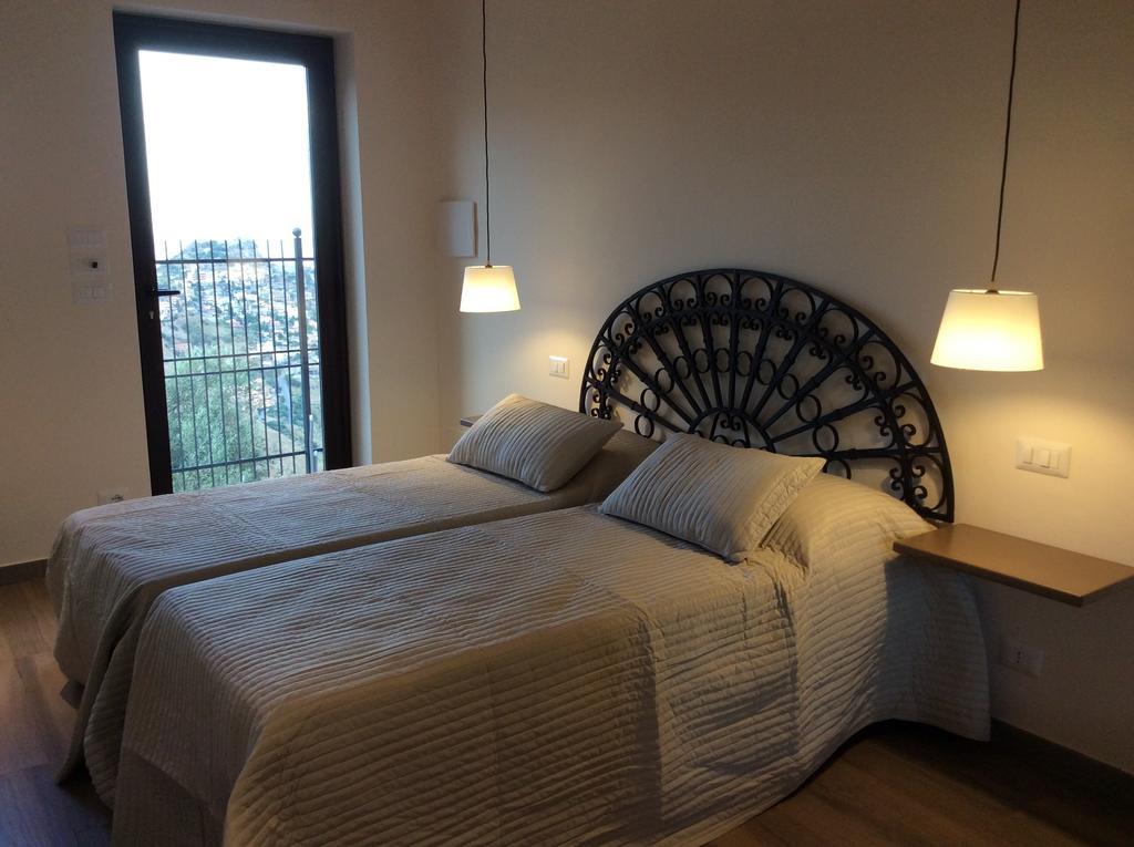 Casale Di Caterina Guest House Taormina Room photo